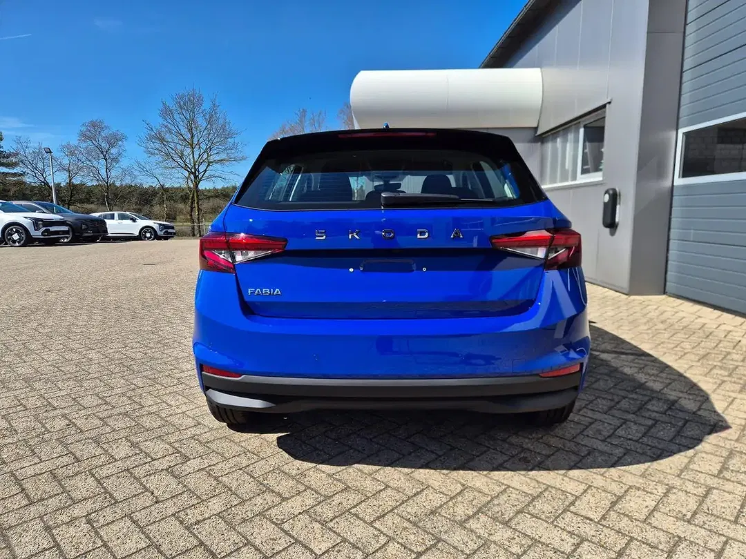 Skoda Fabia - Thumbnail 3