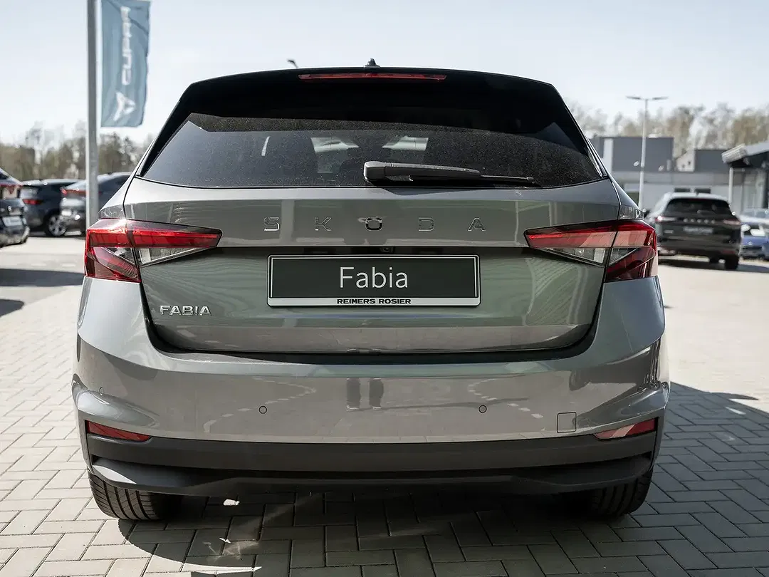 Skoda Fabia - Thumbnail 4