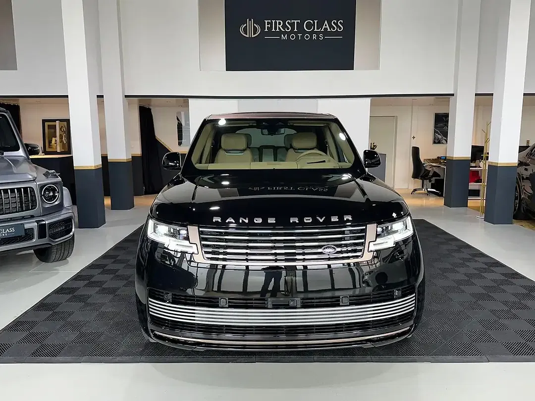 Land Rover Range Rover - Thumbnail 2