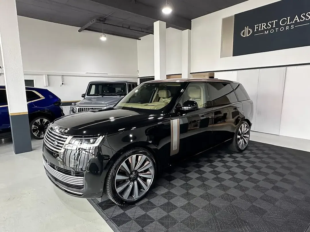 Land Rover Range Rover - Thumbnail 3