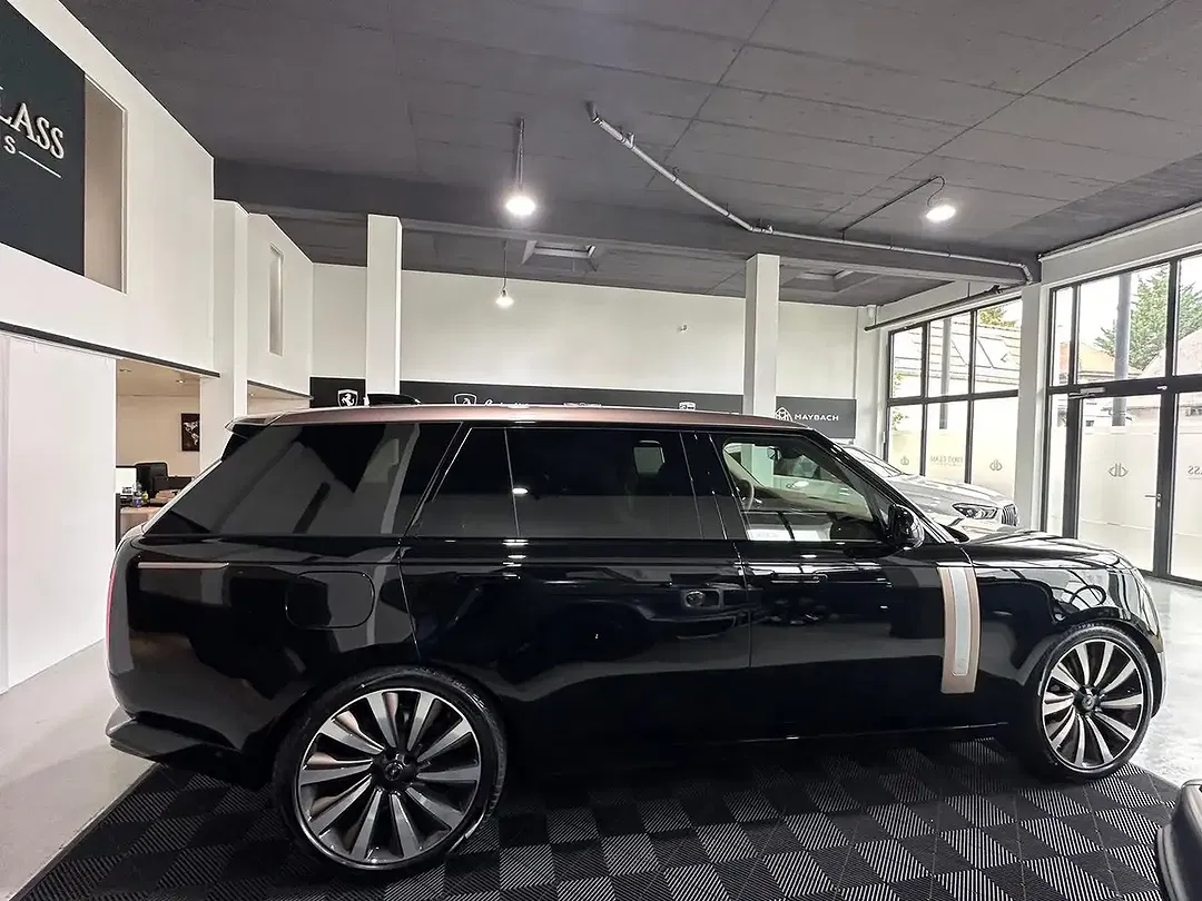 Land Rover Range Rover - Thumbnail 7