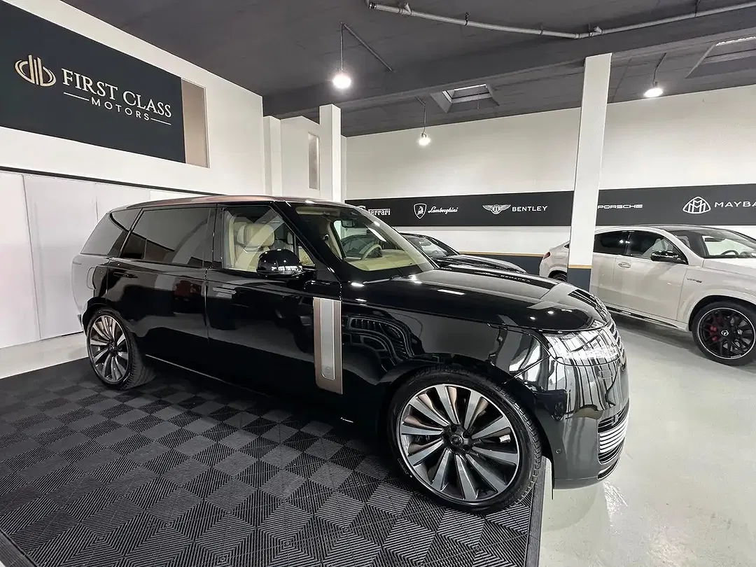 Land Rover Range Rover - Thumbnail 8