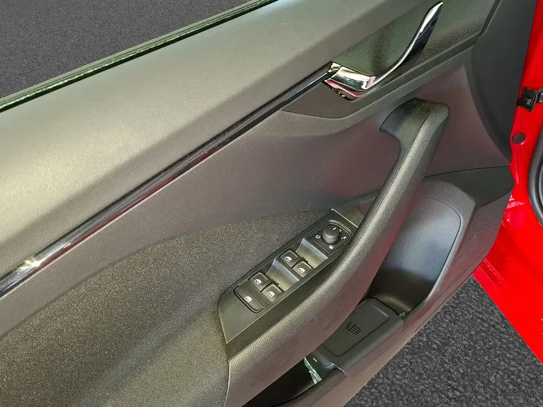 Skoda Kamiq - Thumbnail 9