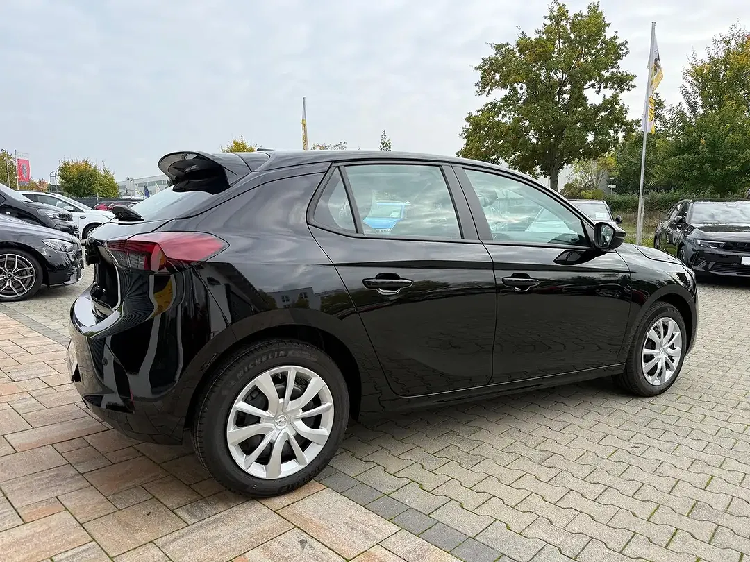 Opel Corsa - Thumbnail 3