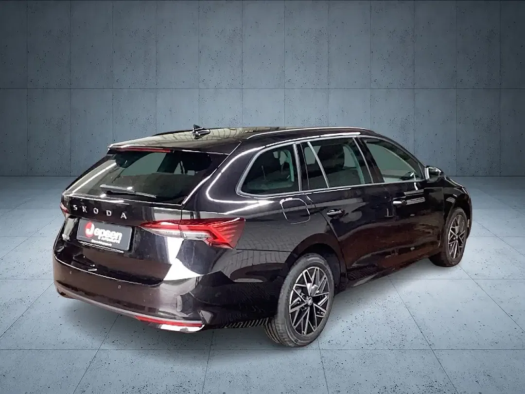 Skoda Octavia - Thumbnail 5