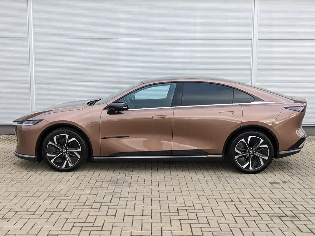 Mazda 6e - Thumbnail 4