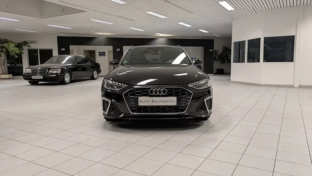 Audi A4 - Thumbnail 2