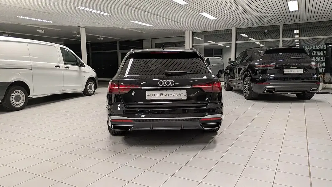 Audi A4 - Thumbnail 5