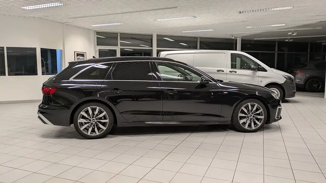 Audi A4 - Thumbnail 7