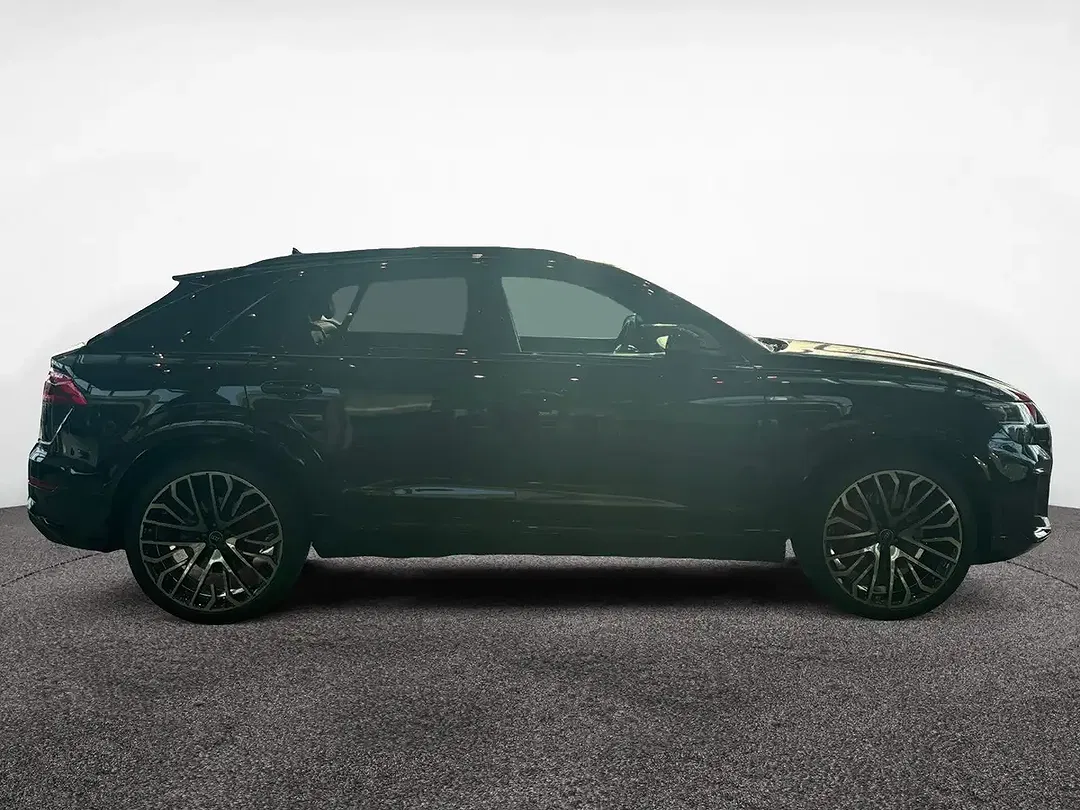 Audi Q8 - Thumbnail 6