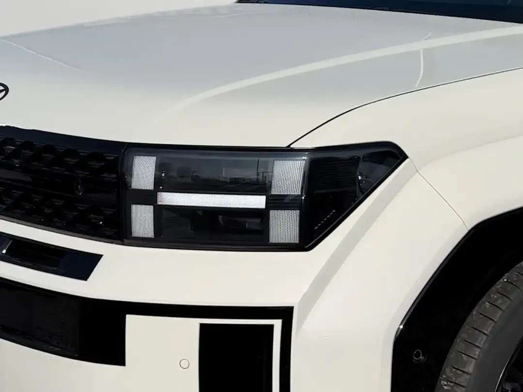 Hyundai SANTA FE - Thumbnail 5