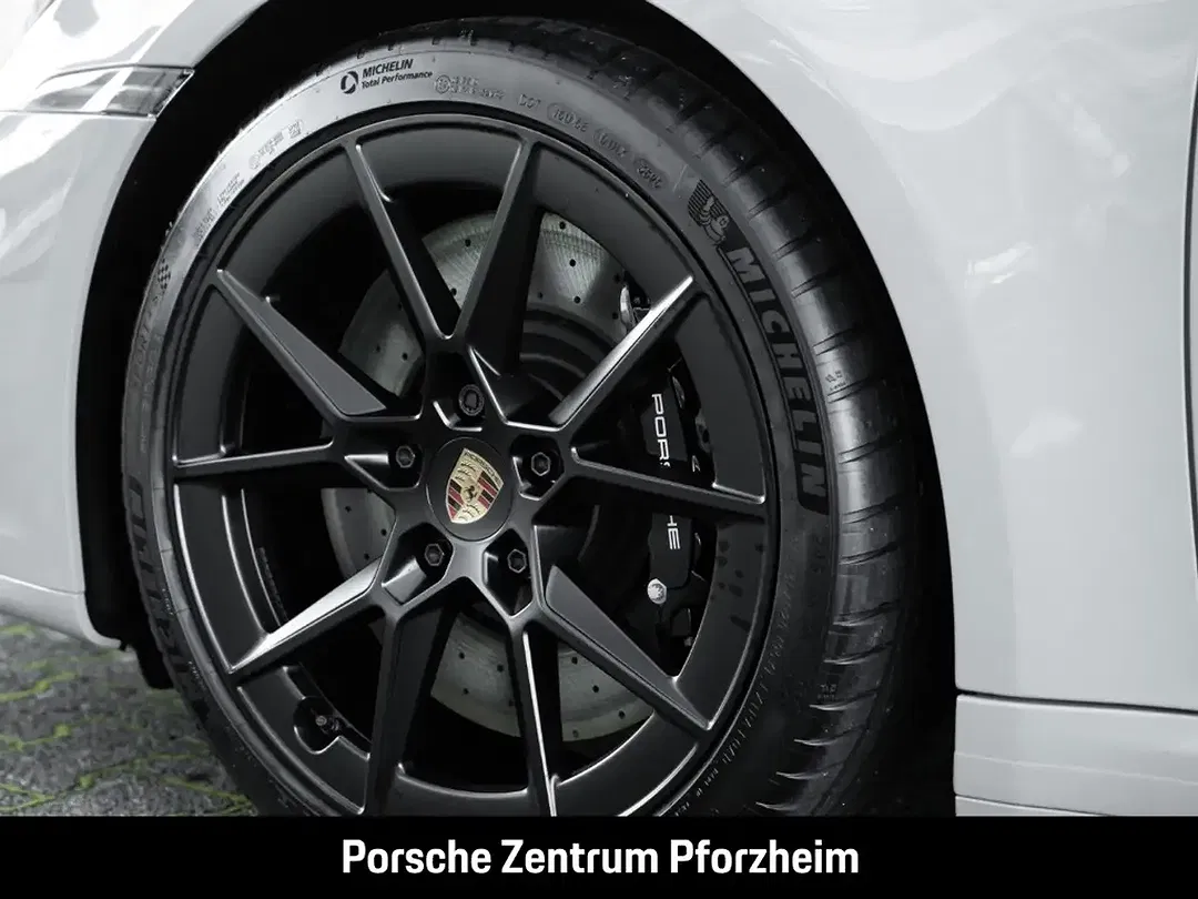 Porsche 992 - Thumbnail 15