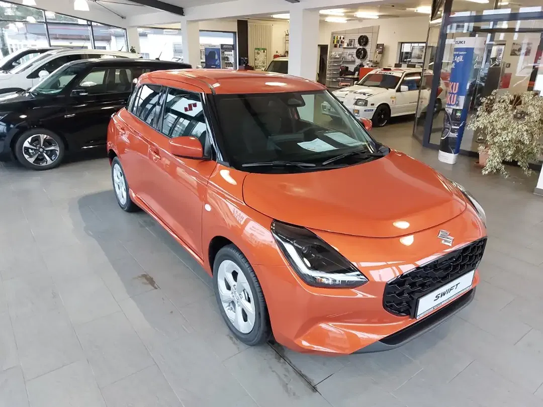 Suzuki Swift - Thumbnail 4