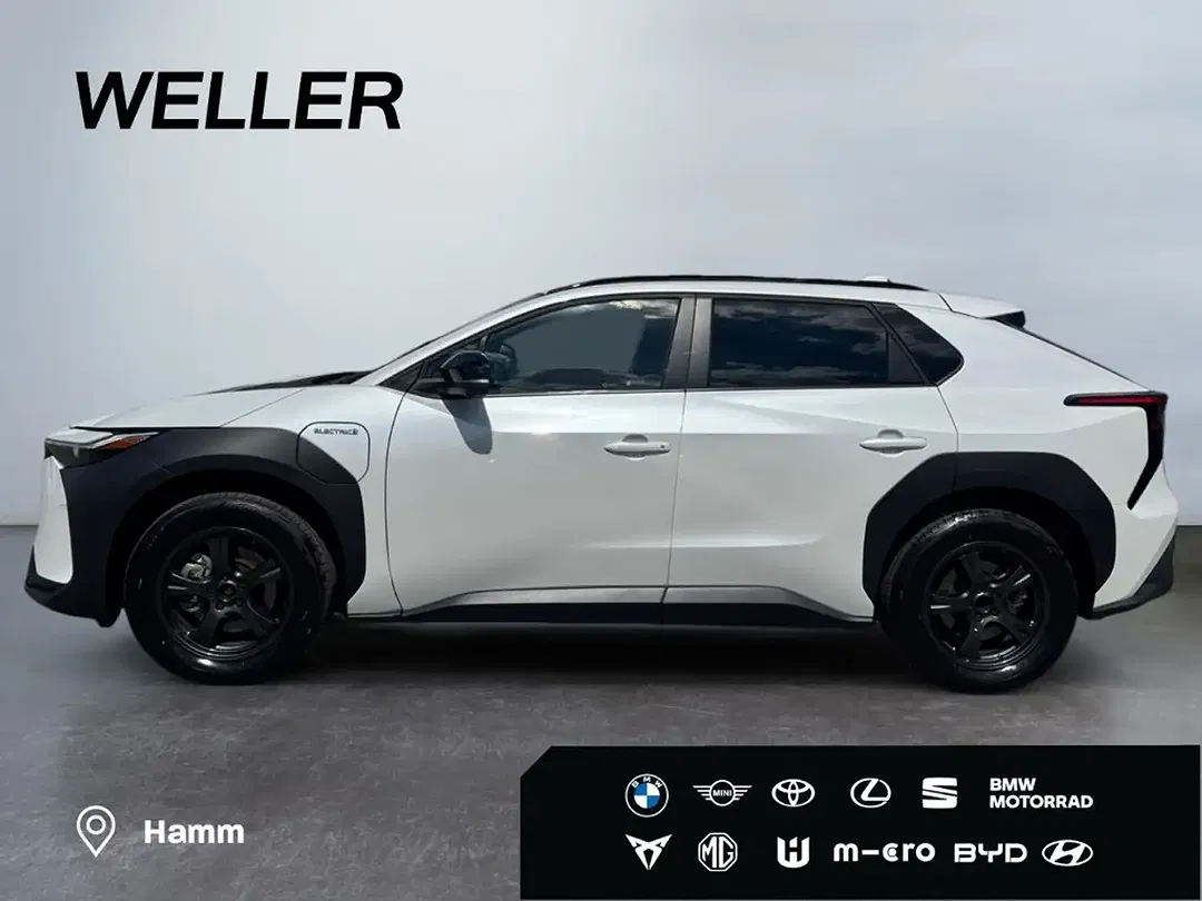 Toyota bZ4X - Thumbnail 4