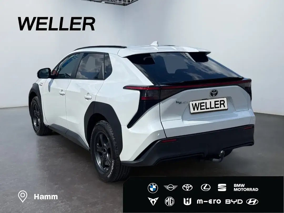 Toyota bZ4X - Thumbnail 6