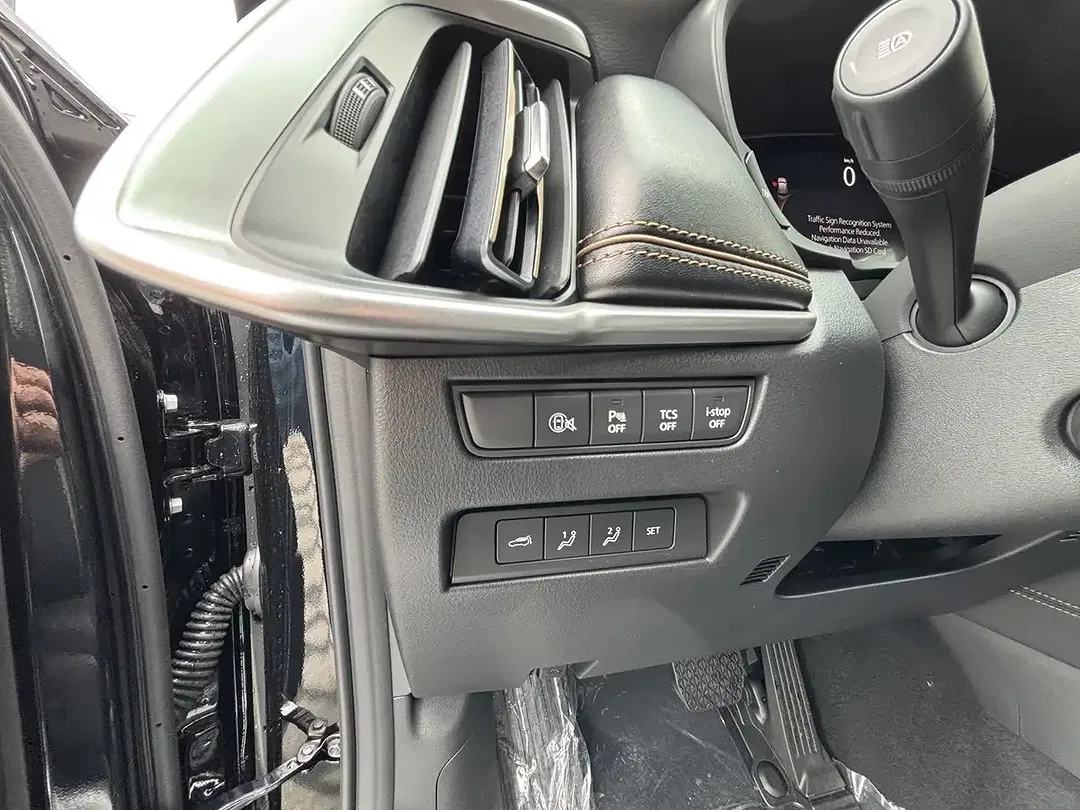 Mazda CX-60 - Thumbnail 5