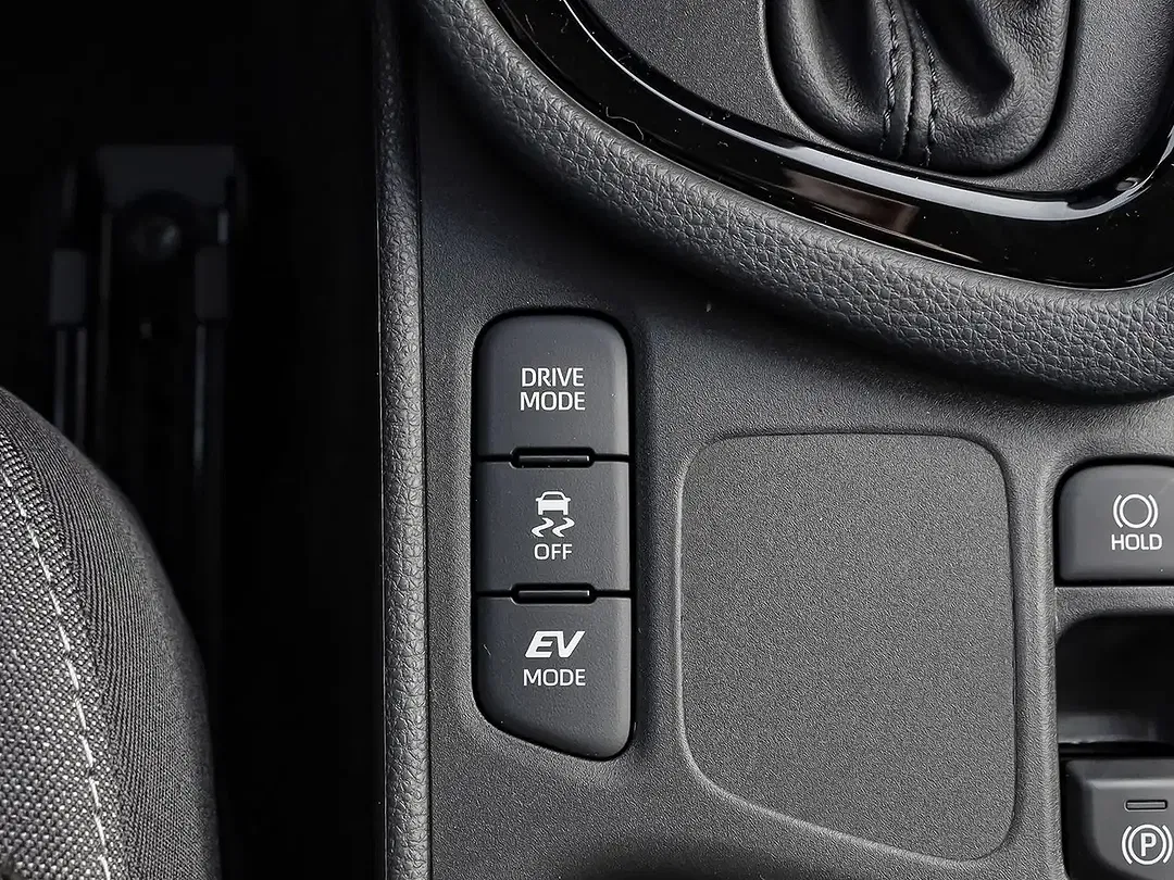 Toyota Yaris - Thumbnail 14