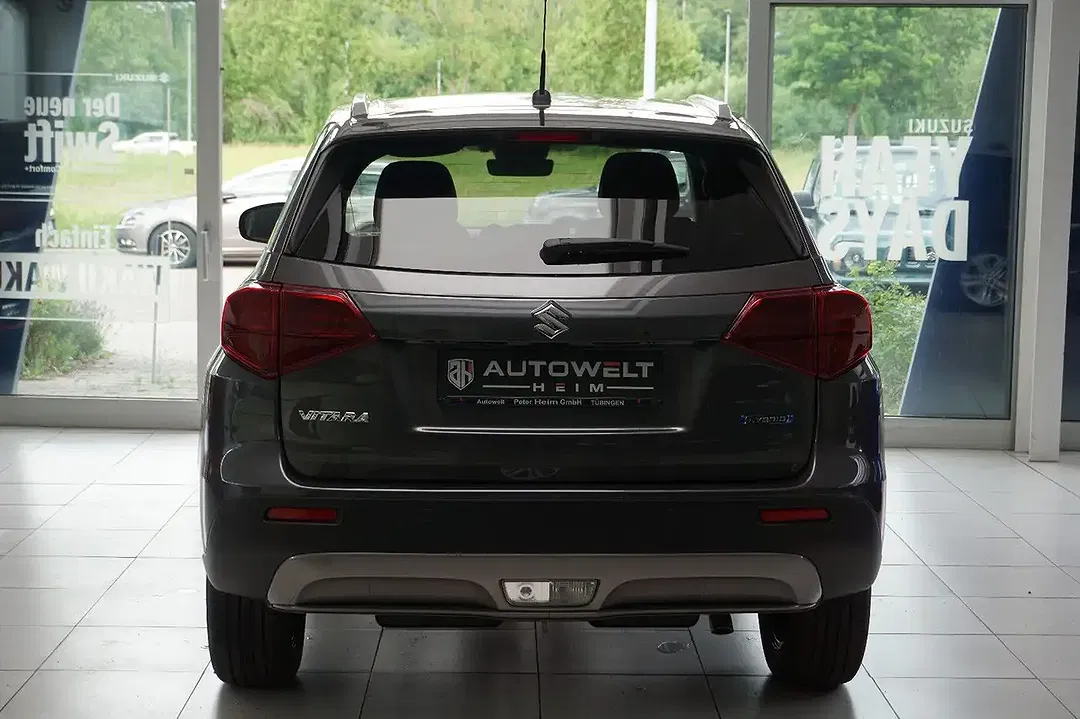 Suzuki Vitara - Thumbnail 5