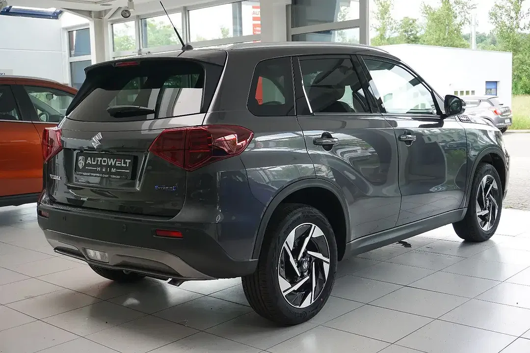 Suzuki Vitara - Thumbnail 6