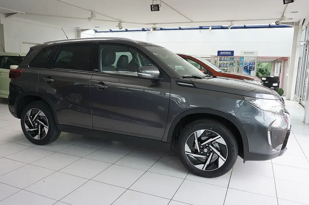 Suzuki Vitara - Thumbnail 7