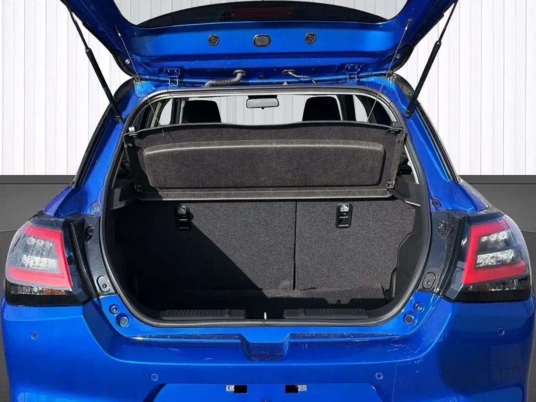 Suzuki Swift - Thumbnail 6