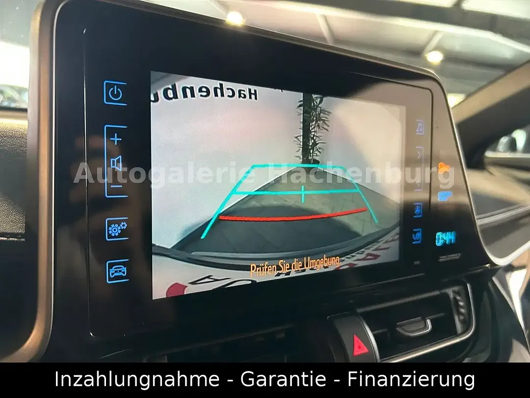 Toyota C-HR - Thumbnail 15