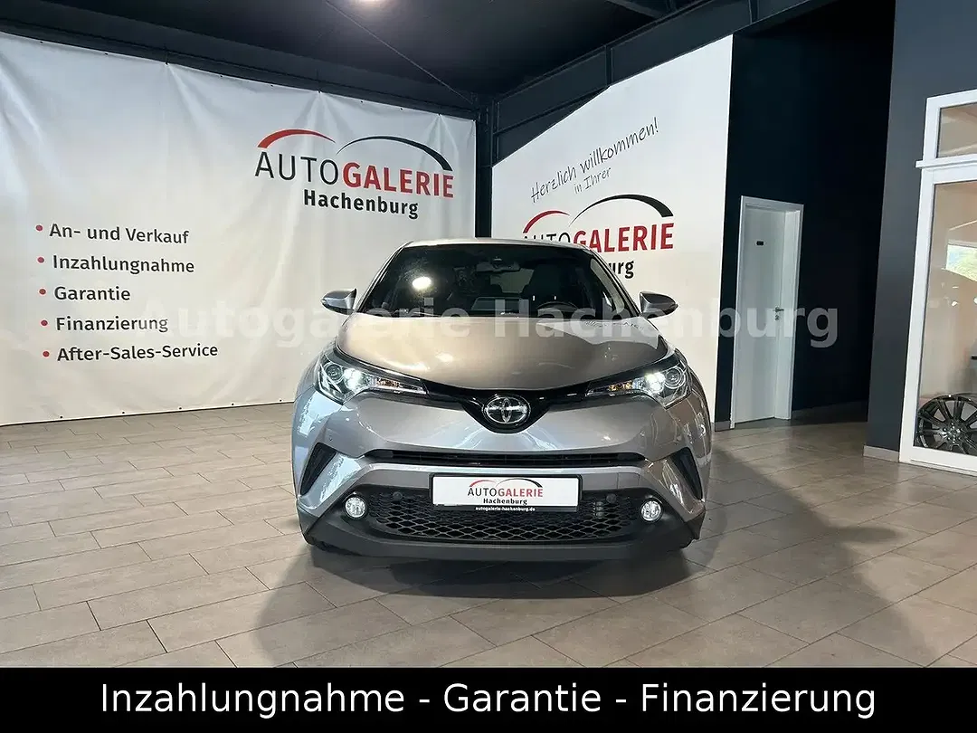 Toyota C-HR - Thumbnail 2