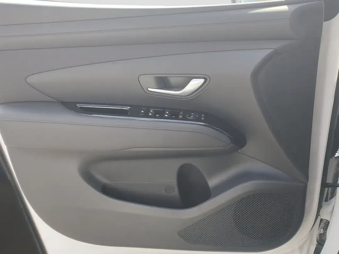 Hyundai TUCSON - Thumbnail 12