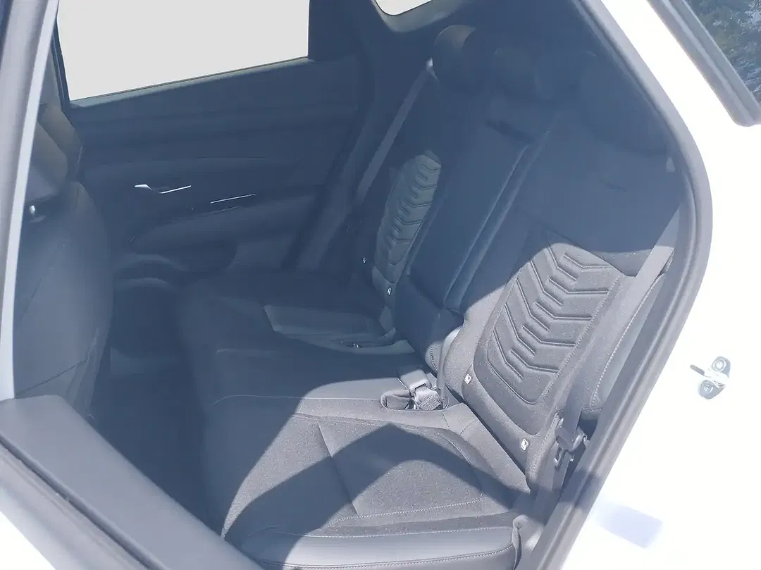 Hyundai TUCSON - Thumbnail 6