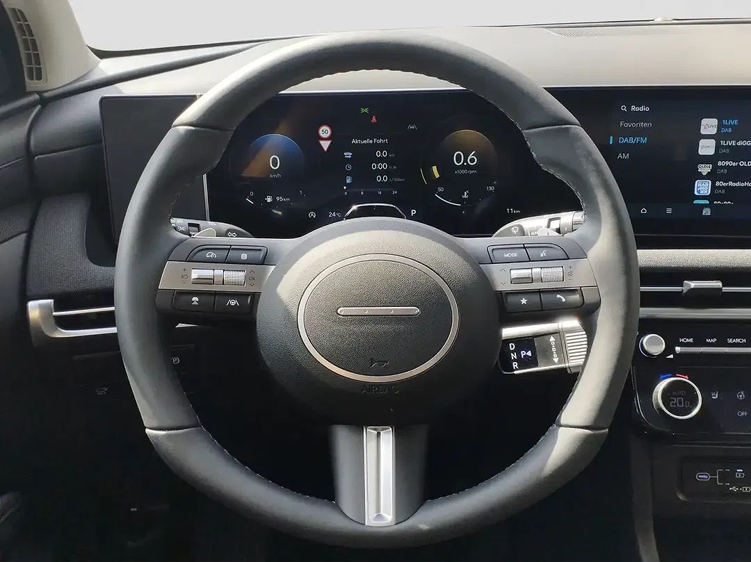 Hyundai TUCSON - Thumbnail 8