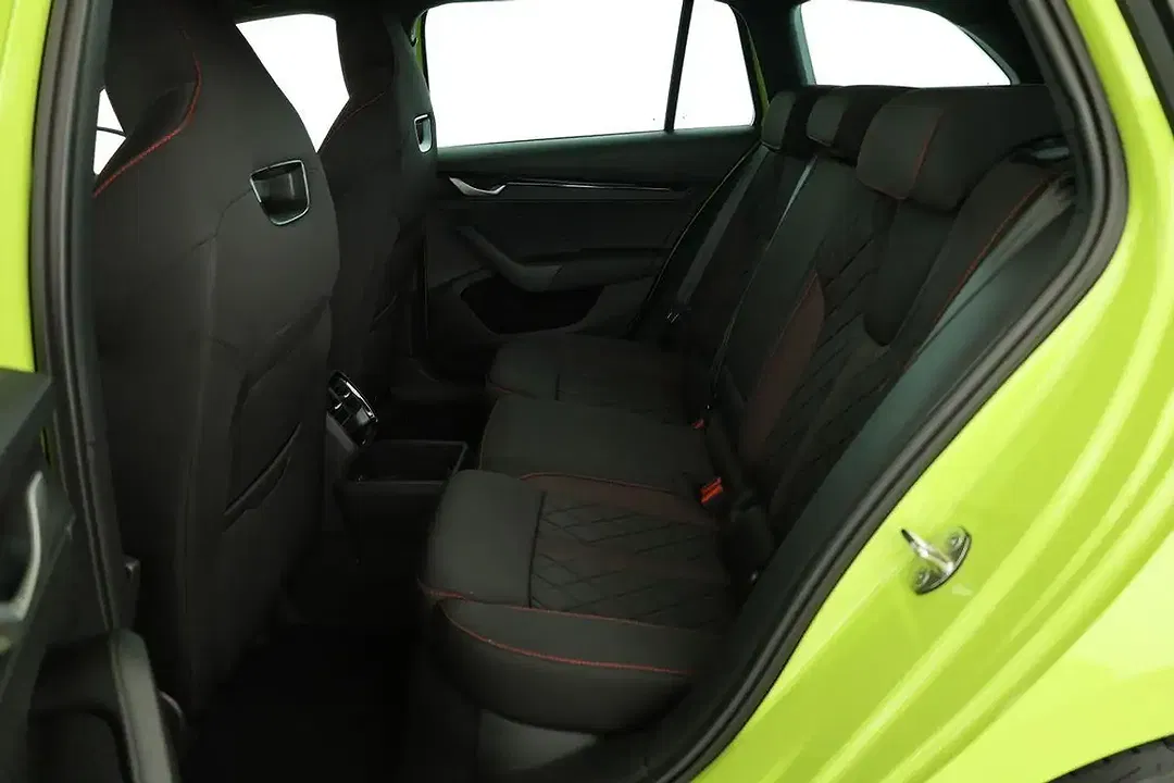 Skoda Octavia - Thumbnail 11