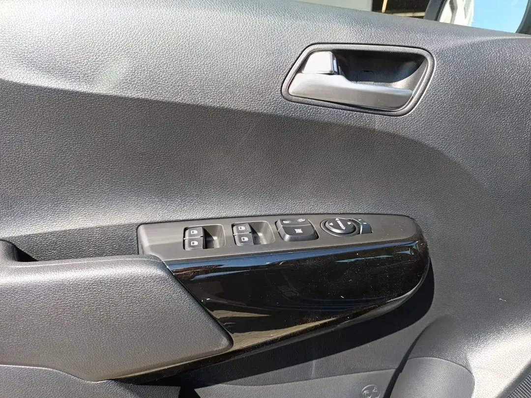 Kia Picanto - Thumbnail 7