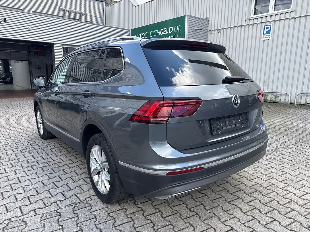 Volkswagen Tiguan - Thumbnail 4