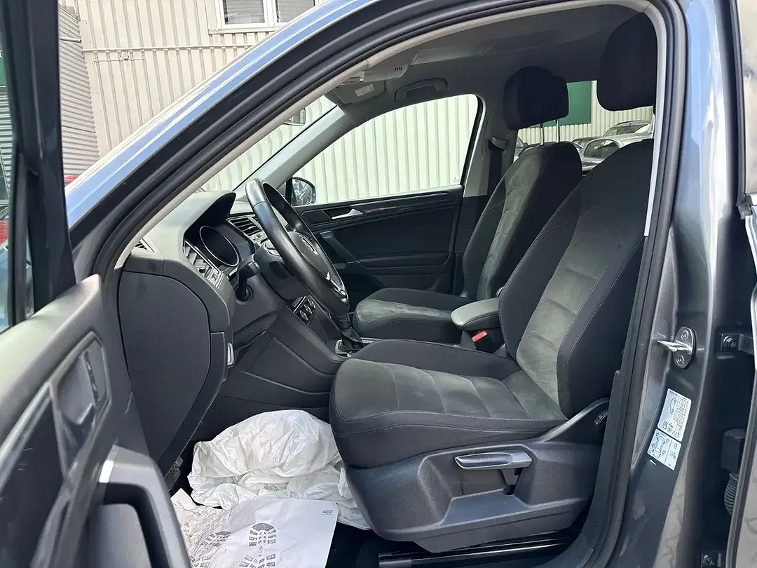Volkswagen Tiguan - Thumbnail 6