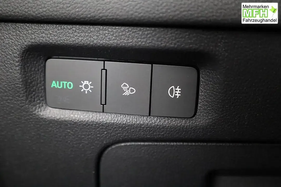 Skoda Octavia - Thumbnail 8