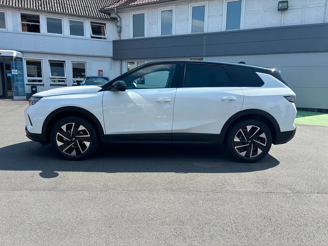 Opel Grandland X - Thumbnail 5