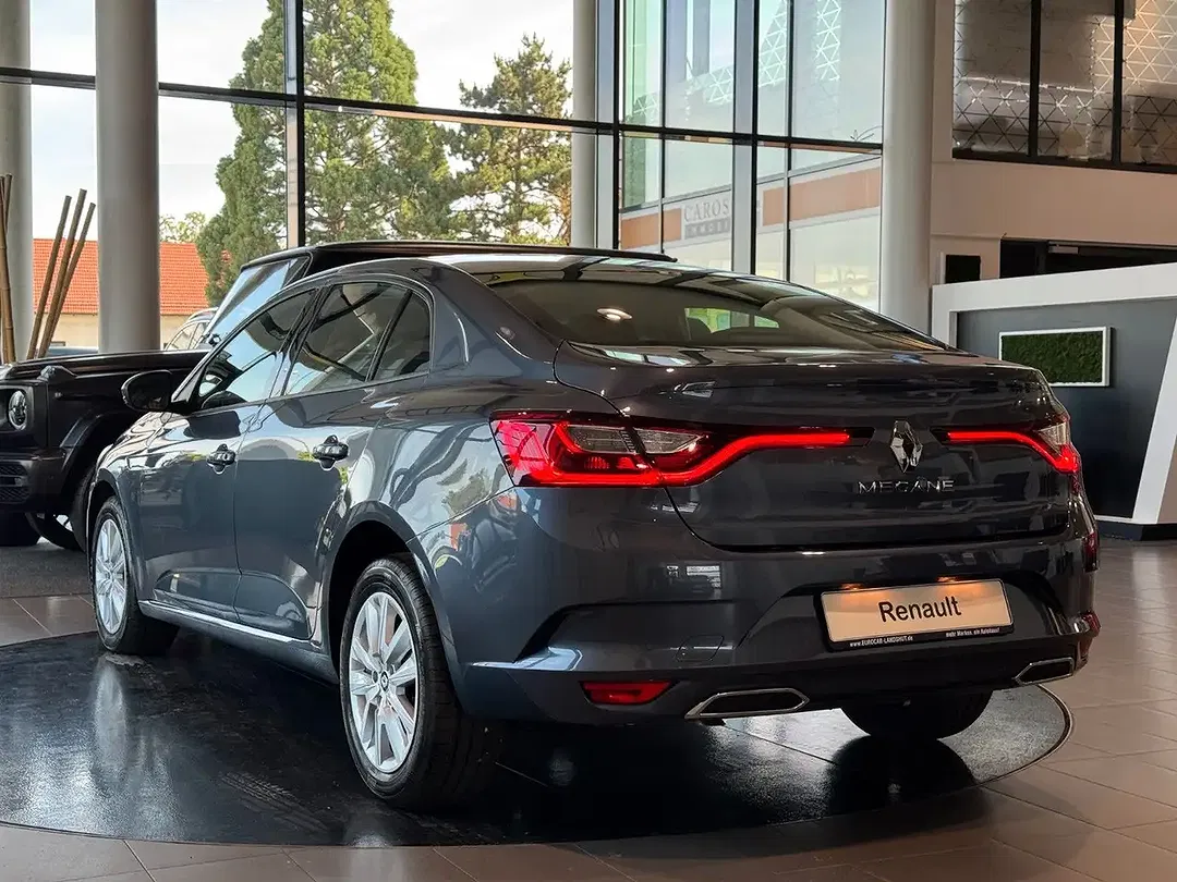 Renault Megane - Thumbnail 3