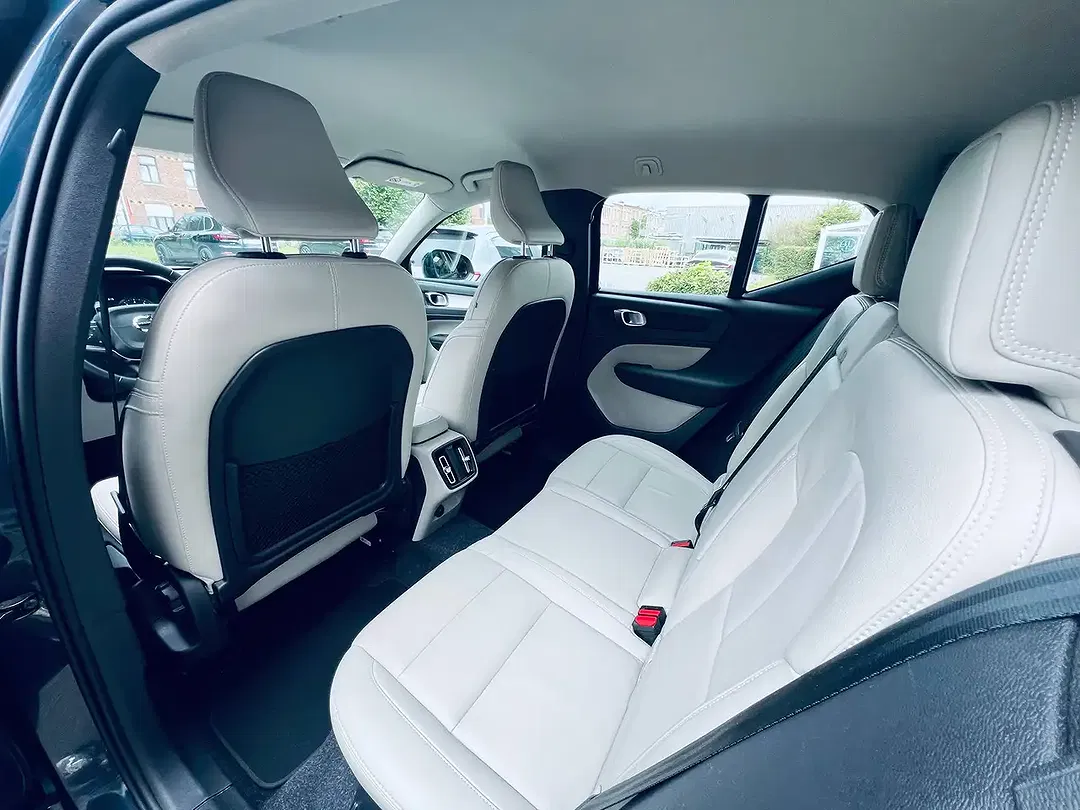 Volvo XC40 - Thumbnail 15