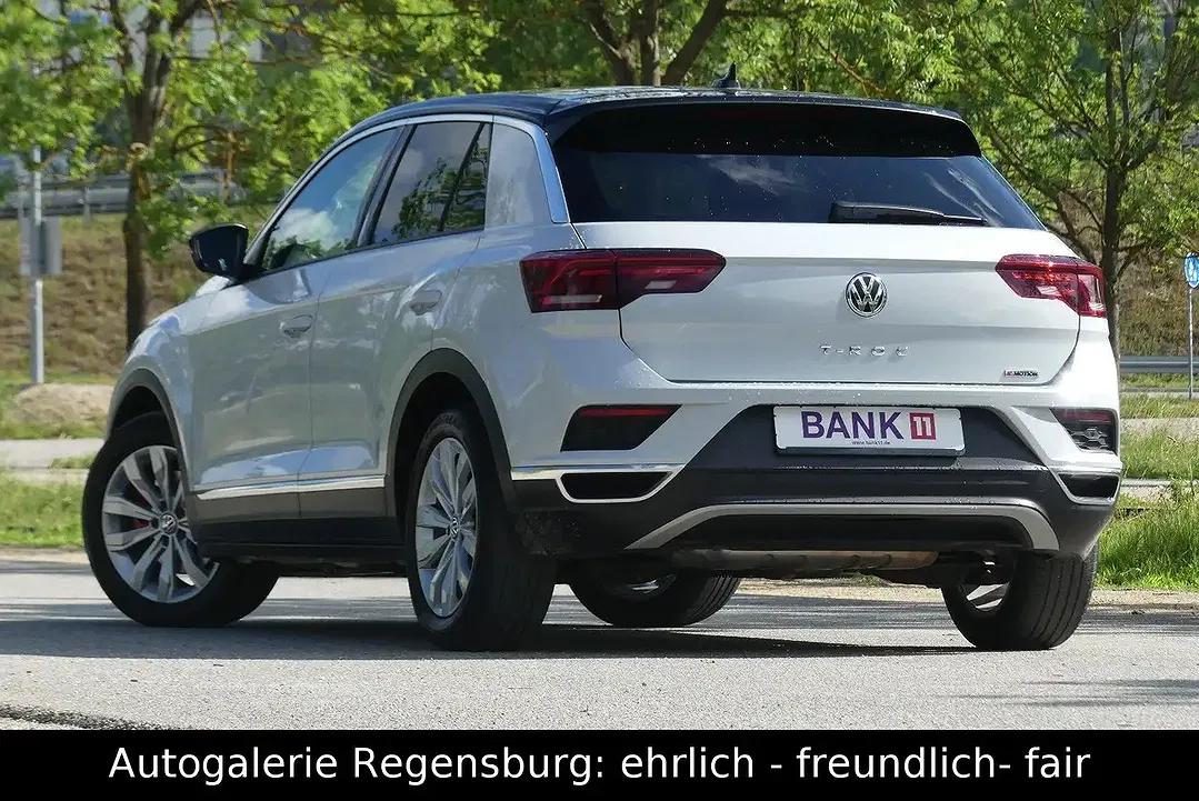 Volkswagen T-Roc - Thumbnail 5