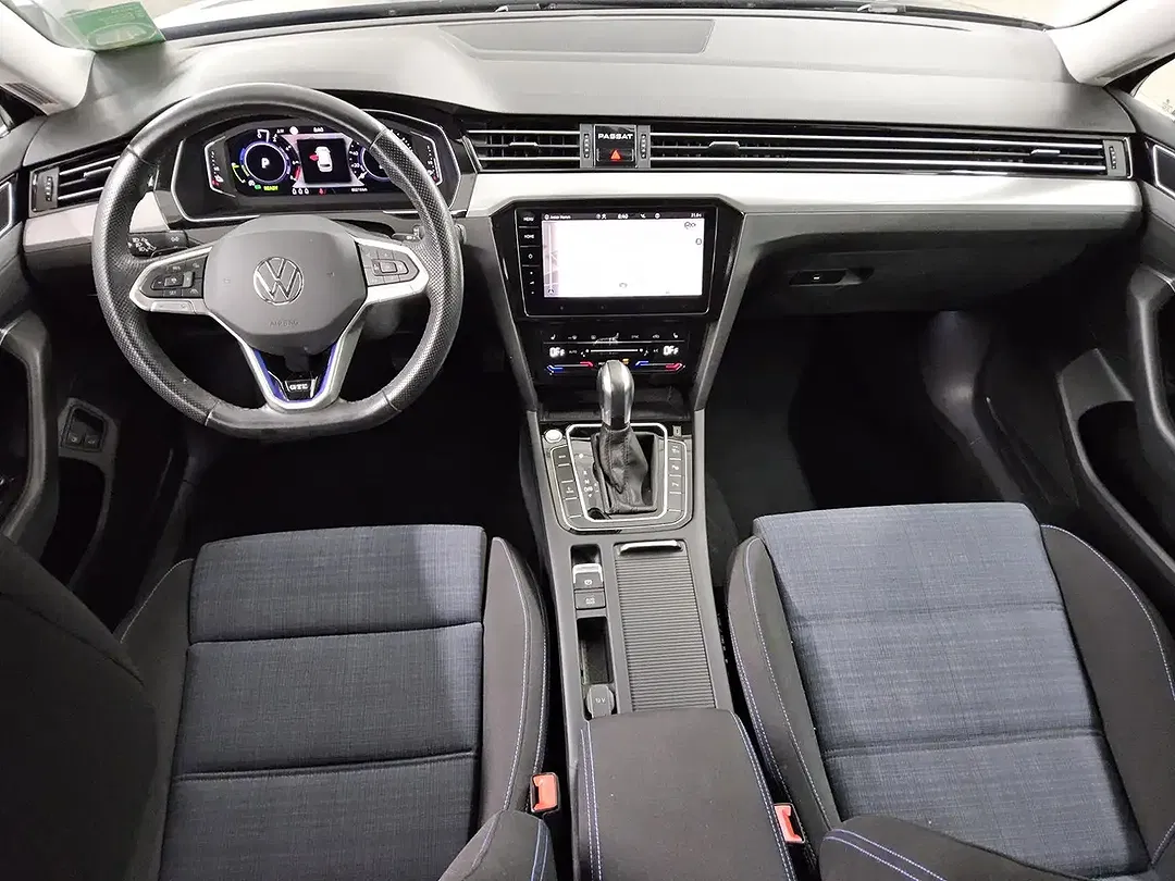 Volkswagen Passat Variant - Thumbnail 4