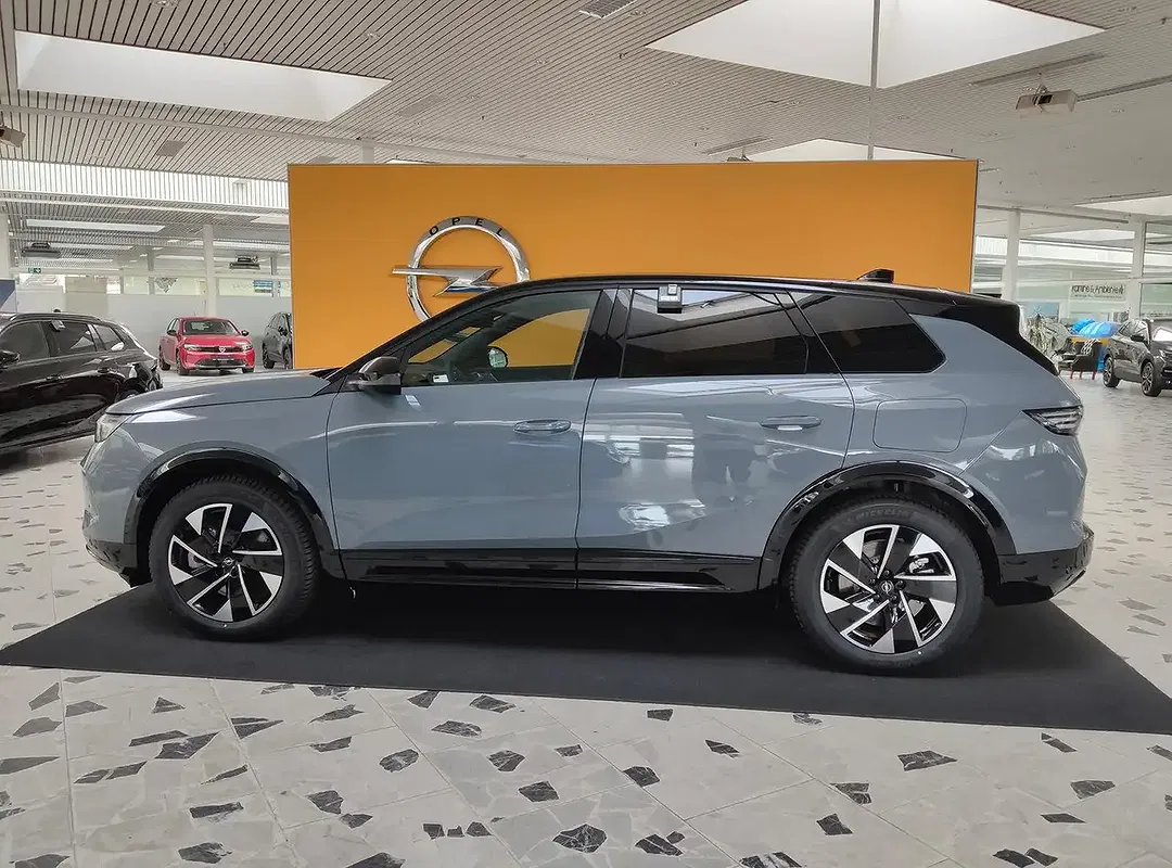 Opel Grandland - Thumbnail 4