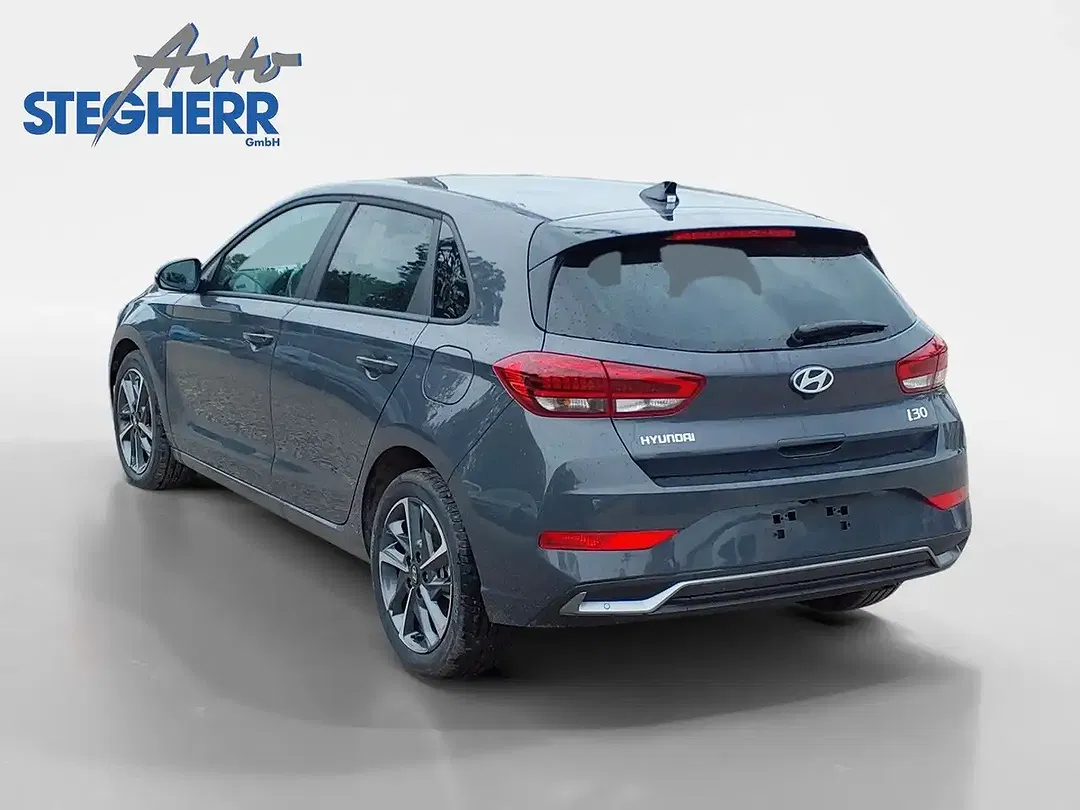 Hyundai i30 - Thumbnail 3