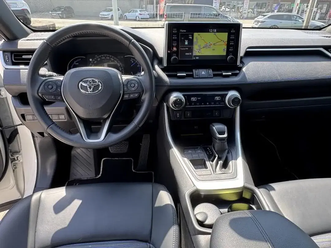 Toyota RAV 4 - Thumbnail 4