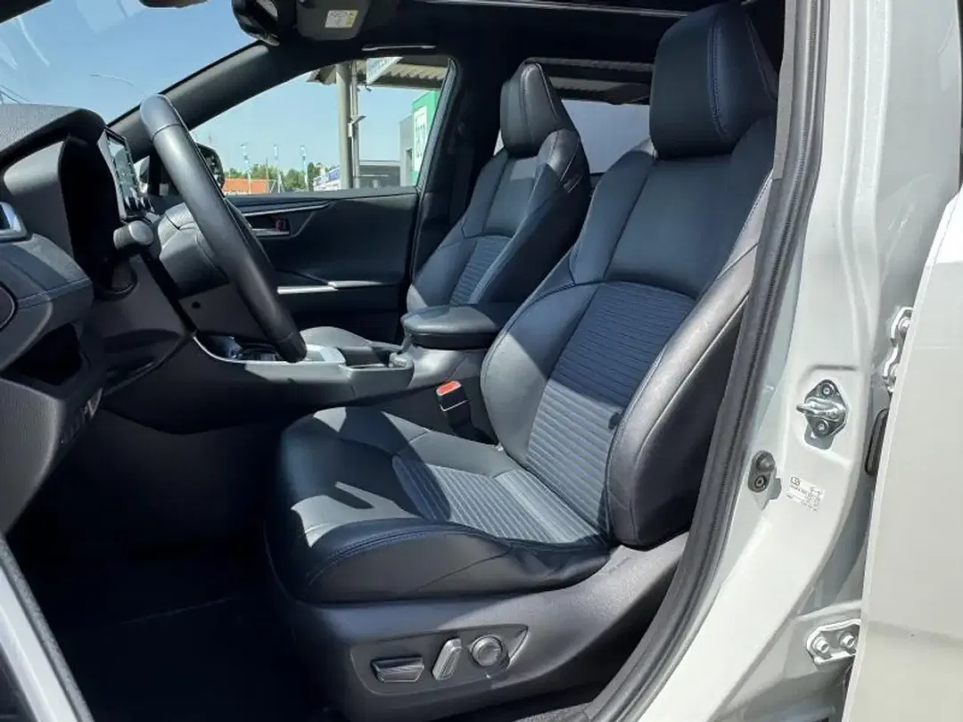 Toyota RAV 4 - Thumbnail 5