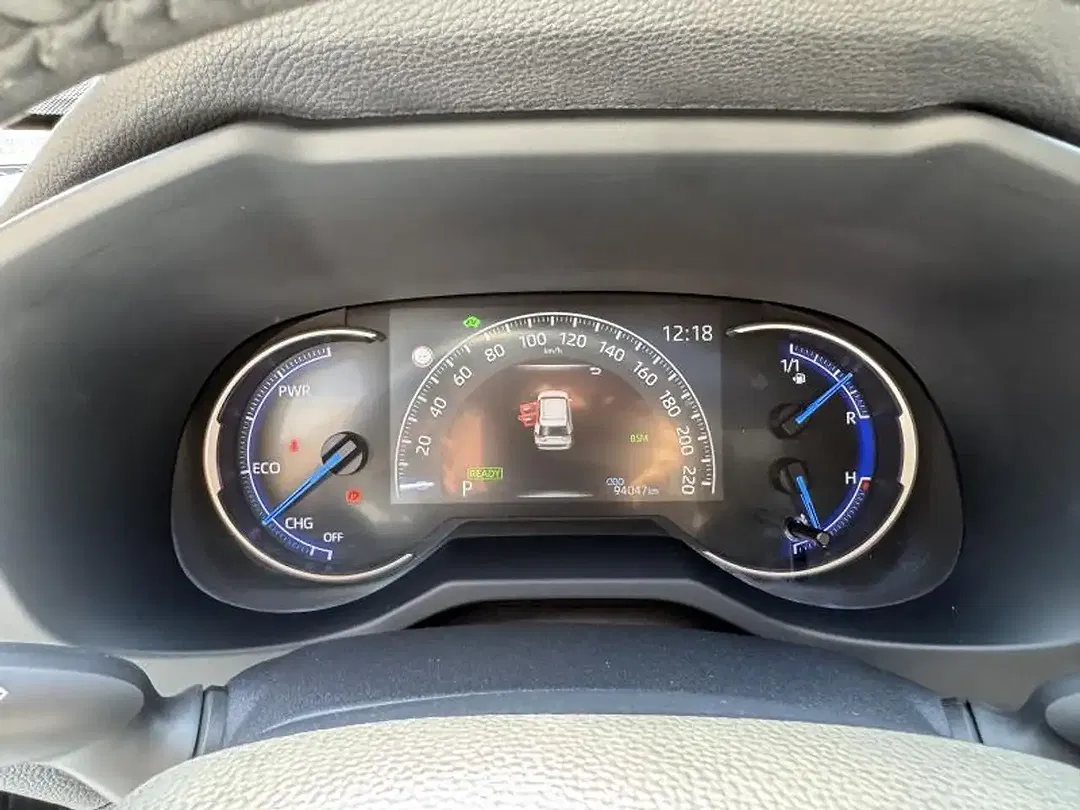 Toyota RAV 4 - Thumbnail 8