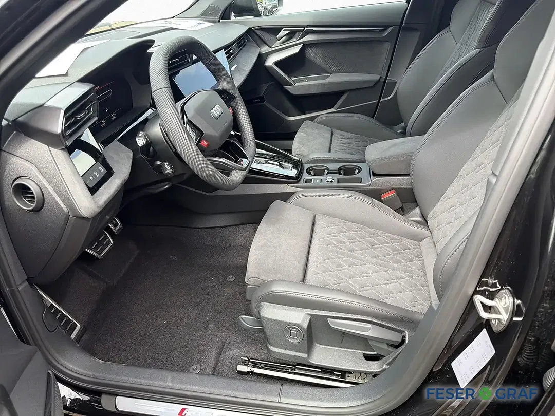 Audi RS3 - Thumbnail 10
