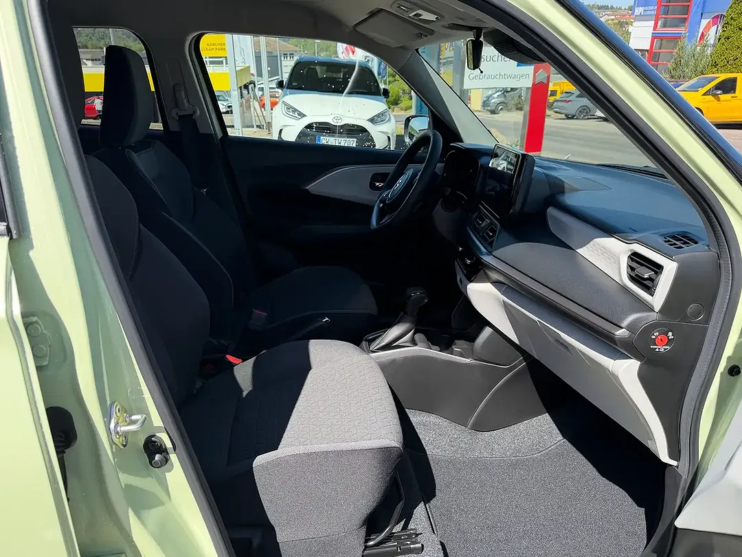 Suzuki Swift - Thumbnail 6