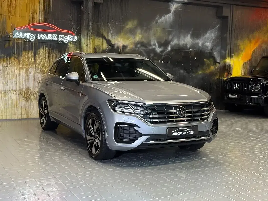 Volkswagen Touareg - Thumbnail 9