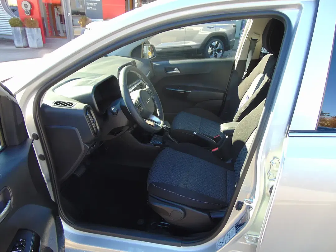 Kia Picanto - Thumbnail 7