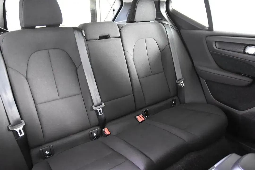 Volvo XC40 - Thumbnail 10